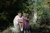 Bear Canyon Campground provides natural camping chairs cut from logs.